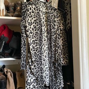 Large snow leopard long sleeved button up cardigan with pockets